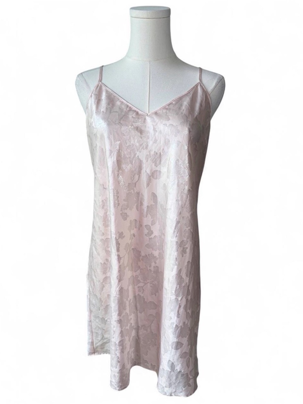 Victoria’s Secret Pale Pink Floral Patterned Satin Slip Dress Flirty Romantic